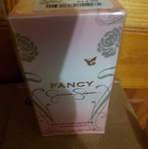 NWT Jessica Simpson Fancy Eau de Parfum